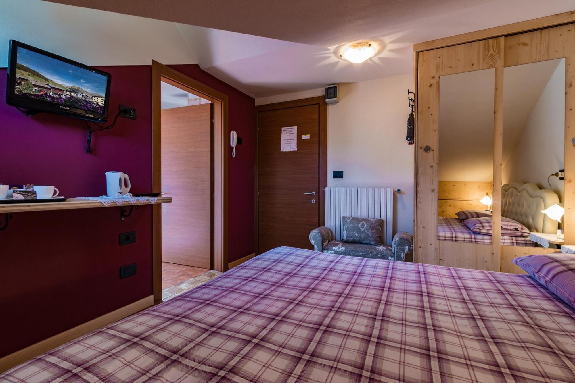 Bait Da Menego Apartment Livigno Exterior photo
