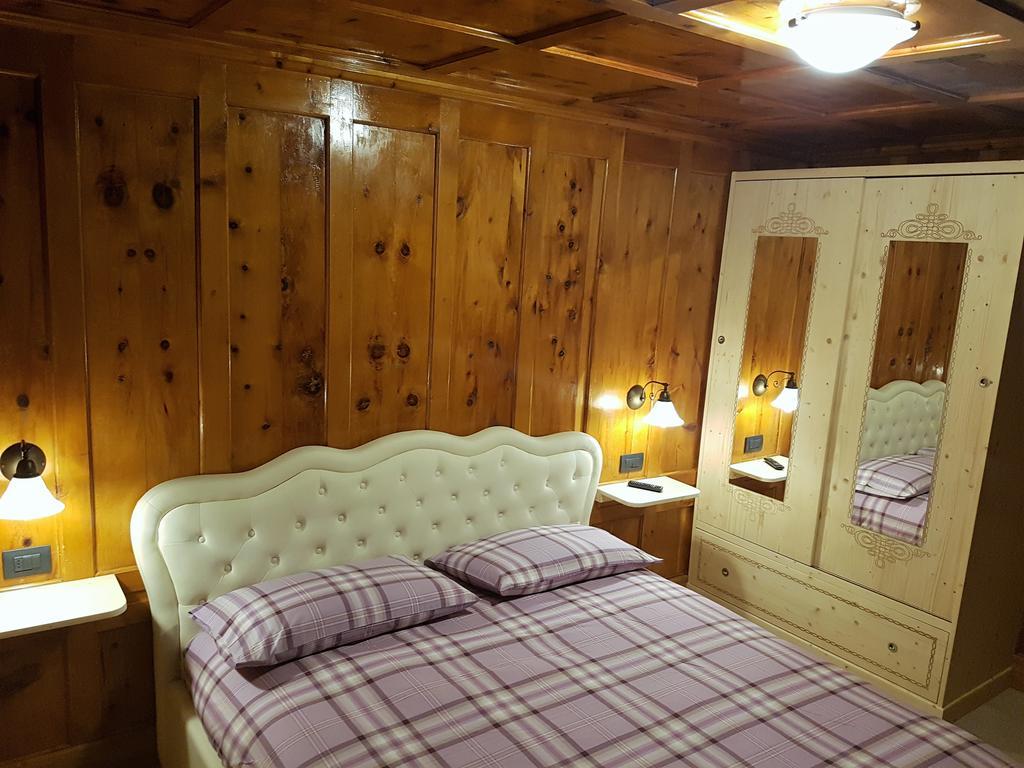 Bait Da Menego Apartment Livigno Exterior photo