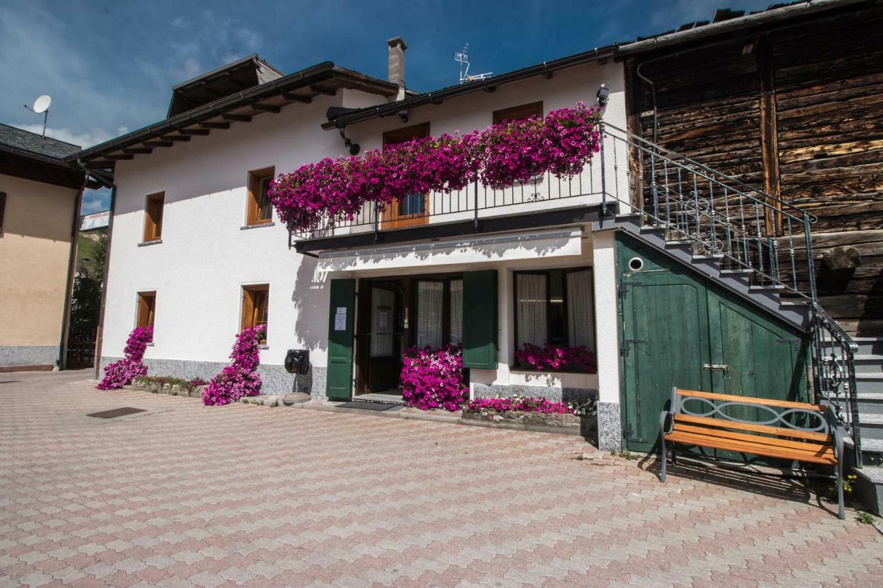 Bait Da Menego Apartment Livigno Exterior photo